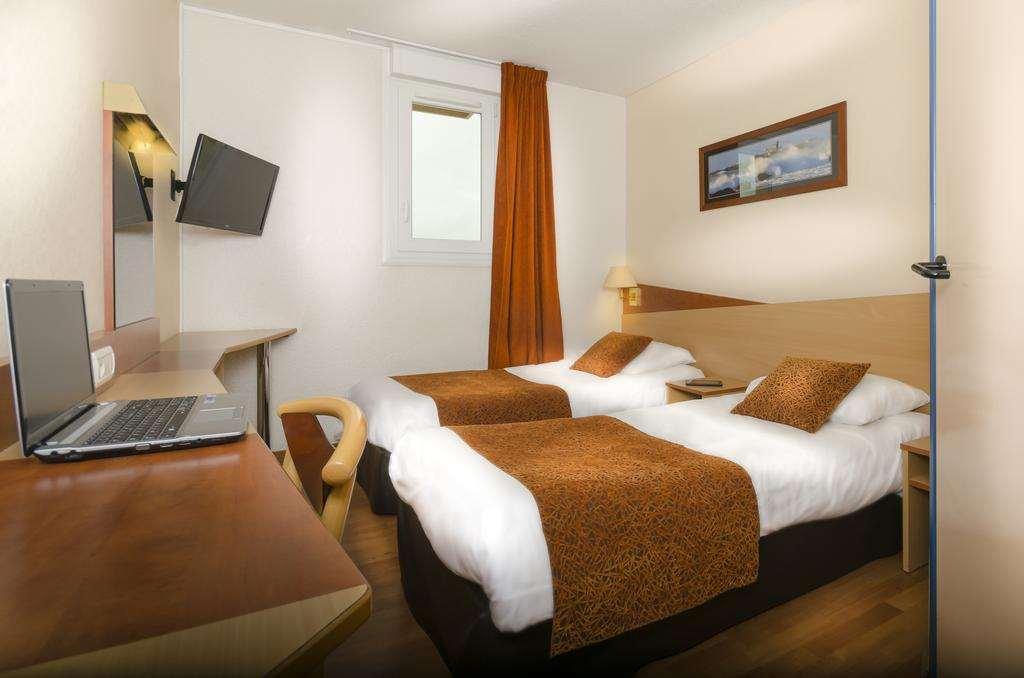 Brit Hotel Quimper Nord Ergue-Gaberic Room photo
