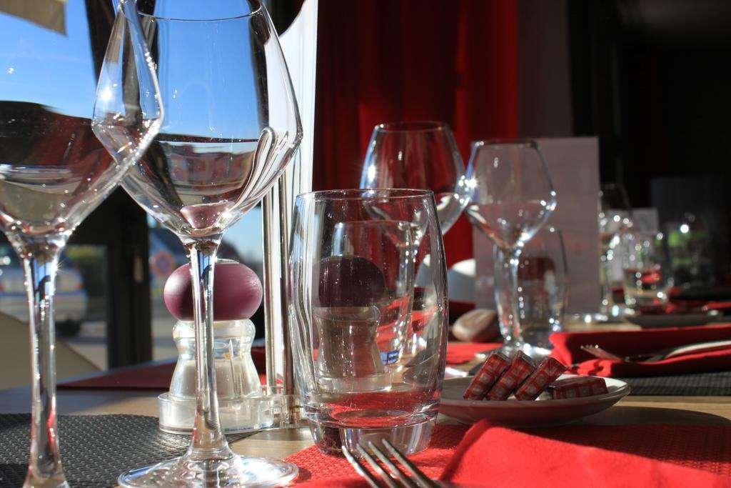 Brit Hotel Quimper Nord Ergue-Gaberic Restaurant photo